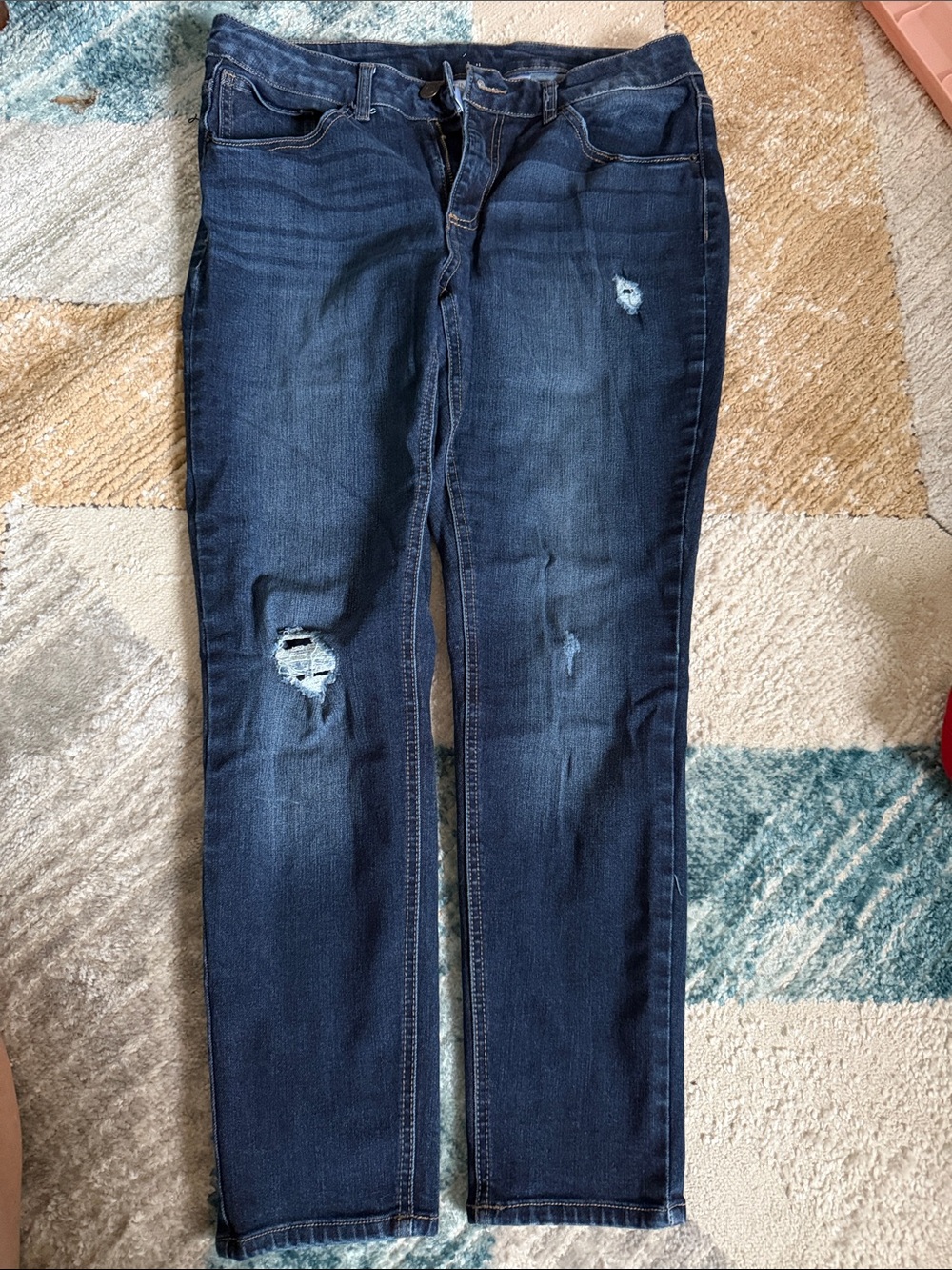 Time and Tru Dark Blue Distressed Women’s Jeans